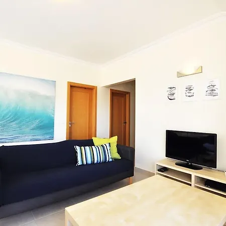 Casa Baleia - E Piscina - 10 Pessoas *