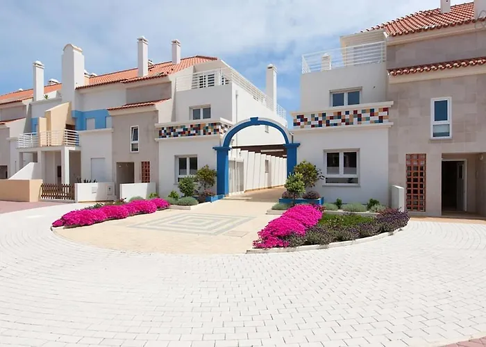 Casa Baleia - E Piscina - 10 Pessoas *